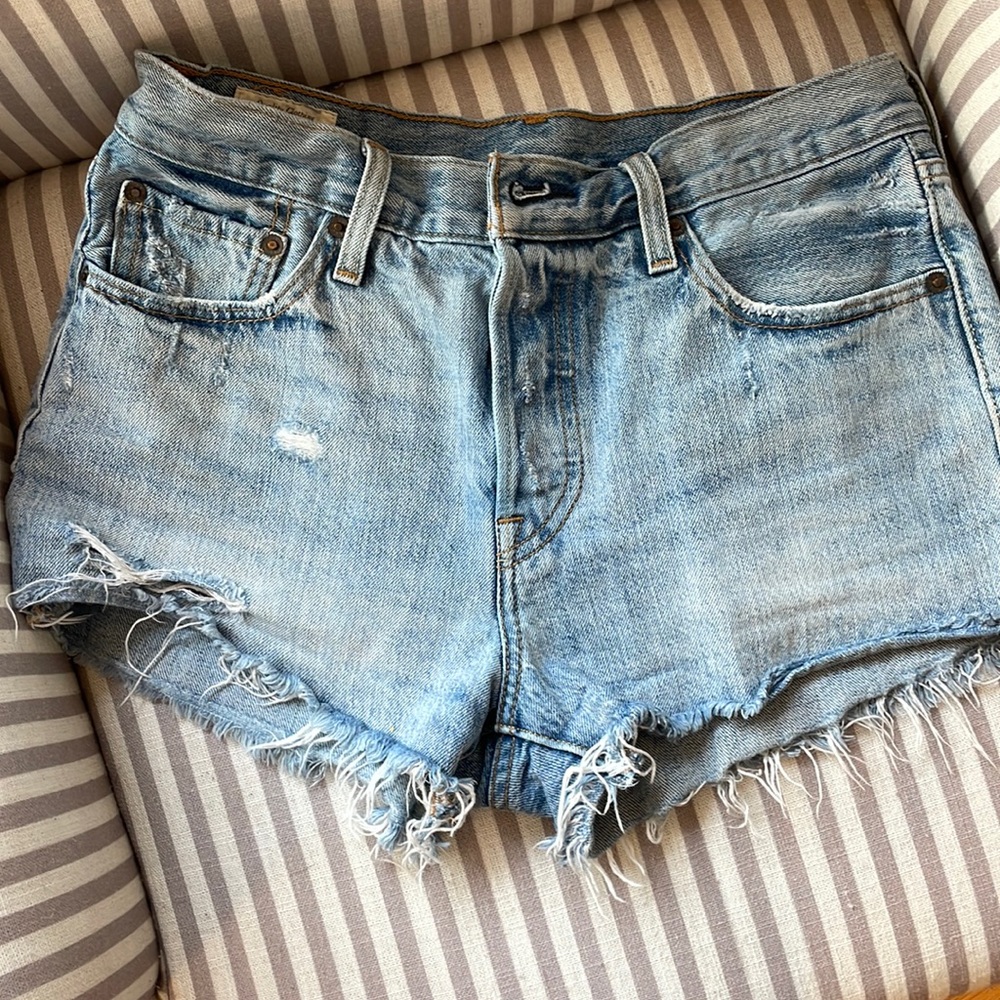 Levi’s button fly jean shorts